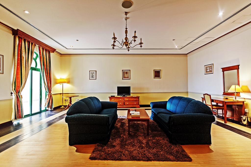 Cassells Ghantoot Hotel & Resort Esterno foto